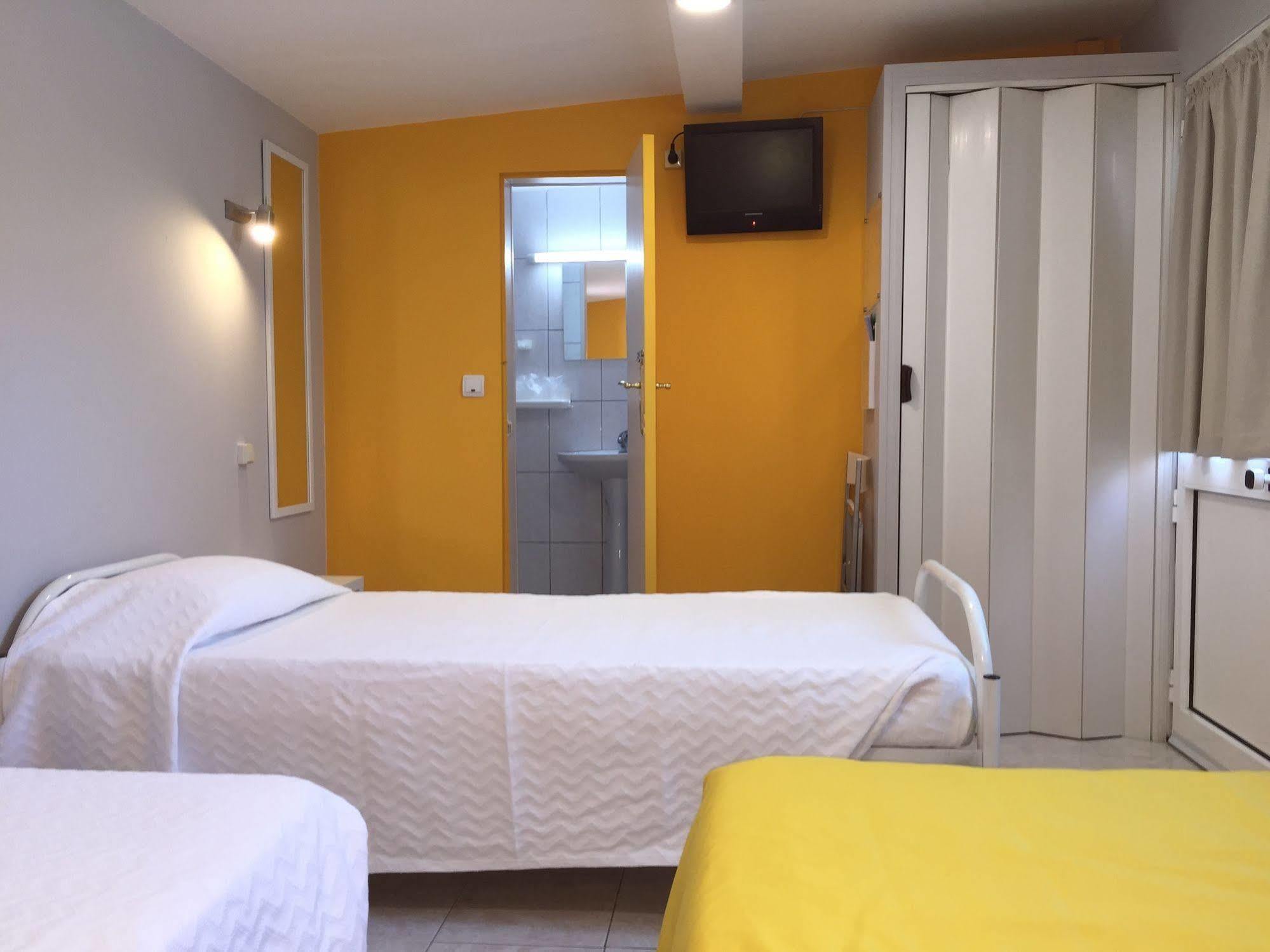 Guest House Sao Filipe Фару Экстерьер фото